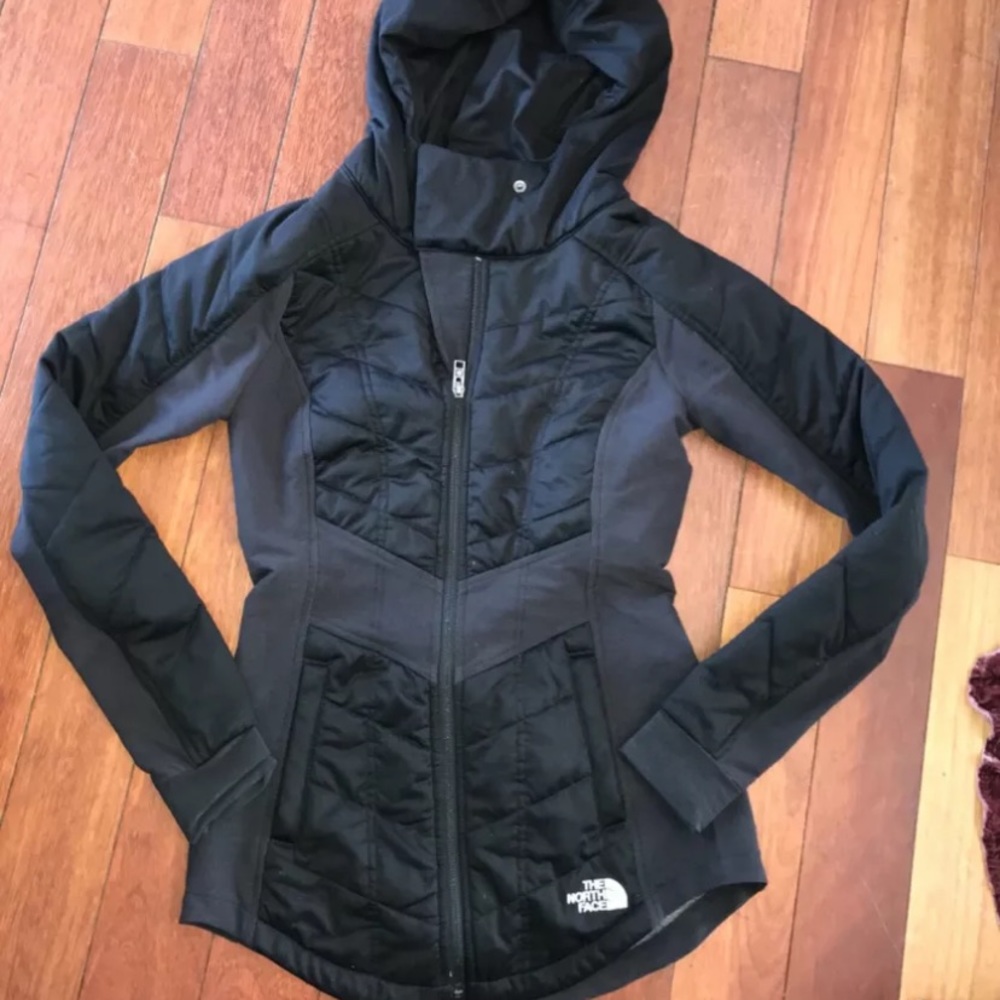 Women’s North Face Hooded Pseudio Black Jacket